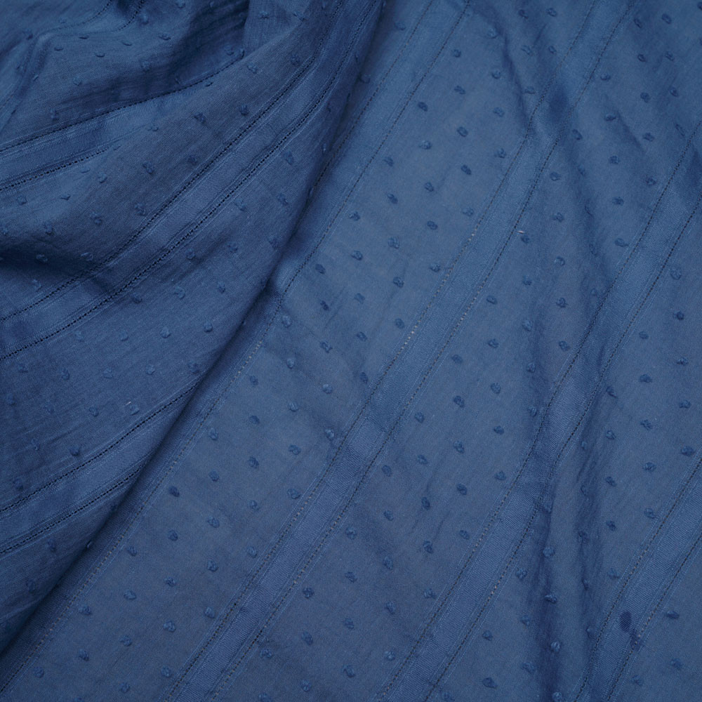 Tissu coton plumetis et bandes brodées bleu infinity - pretty mercerie - mercerie en ligne