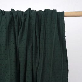 Tissu coton plumetis et bandes brodées vert jungle  - pretty mercerie - mercerie en ligne