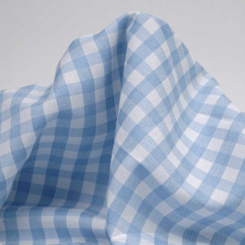 Tissu polycoton bleu pastel et blanc à motif tissé vichy | Pretty mercerie | mercerie en ligne