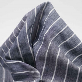 Tissu viscose blue denim tissé à motif rayures fil lurex argenté | pretty mercerie | mercerie en ligne