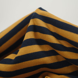 Tissu jersey maille tricoté à motif rayé bleu marine et jaune moutarde